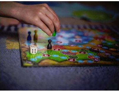 Samaja Zvědavá planeta komunikační stolní hra