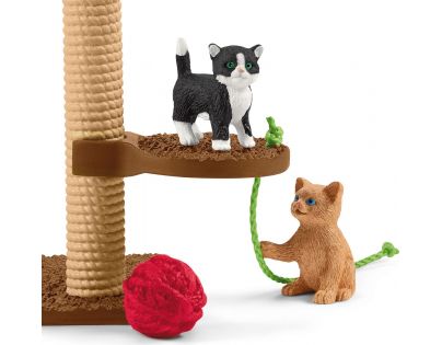 Schleich Škrábací kočičí strom s koťaty