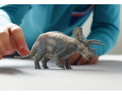 Schleich Prehistorické zvířátko - Triceratops