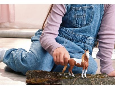 Schleich Zvířátko - klisna mustanga