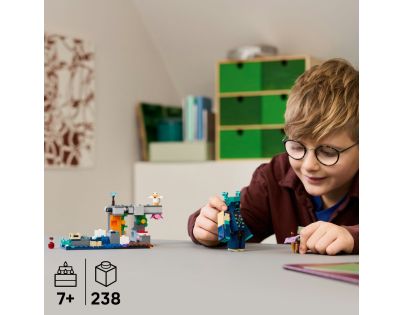 LEGO® Minecraft® 21274 Setkání se Strážcem