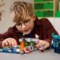 LEGO® Minecraft® 21274 Setkání se Strážcem 5