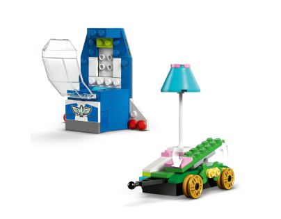 LEGO® Disney a Pixar 43264 Slavnostní vláček a Autíčko z Příběhu hraček