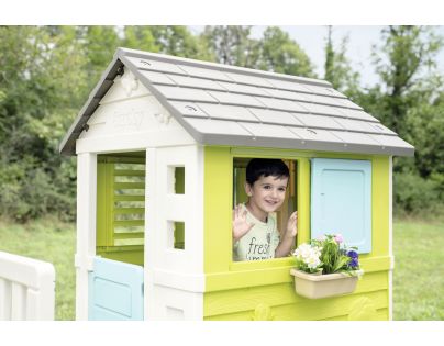 Smoby Domeček na pilířích se čtvercovým pískovištěm a skluzavkou 150 cm