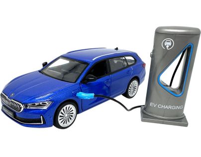 Sparkys 1:35 Škoda Superb IV Combi modré + nabíjecí stanice