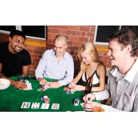 Sparkys Klasické hry – 2 balíčky hracích karet a 5 kostek 3