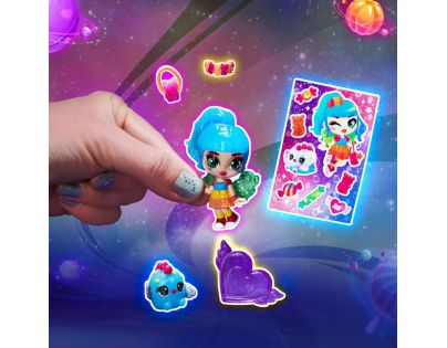 Spin Master Hatchimals kosmické panenky pixies modré vajíčko