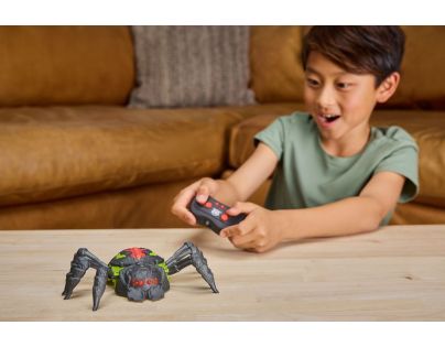 Spin Master HEX Bots RC tarantule lezoucí po stěnách