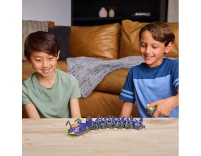 Spin Master HEX Bots vystřelující stonožka