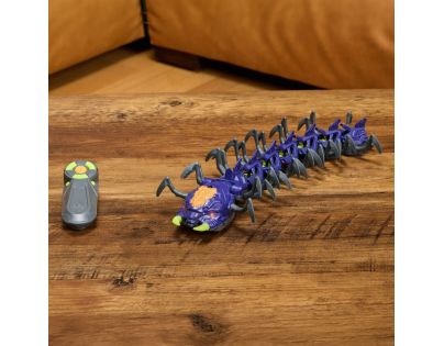 Spin Master HEX Bots vystřelující stonožka