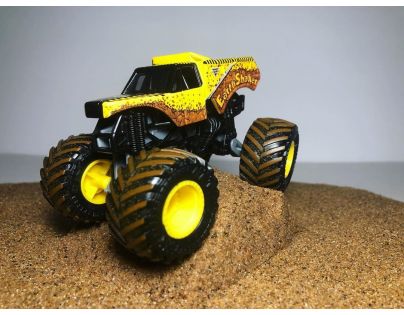 Spin Master Monster Jam základní sada s tekutým pískem Earth Shaker