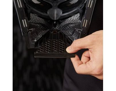 Hasbro Star Wars Helma Darth Vadera