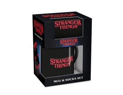 Stranger Things dárkový set (hrnek a ponožky)