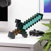 Paladone Minecraft Světlo Diamond Sword 6