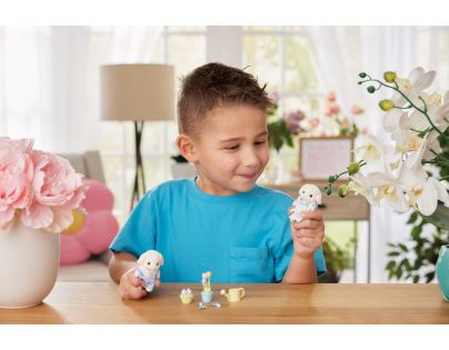 Sylvanian Families Květinový set a sourozenci Flora králíků