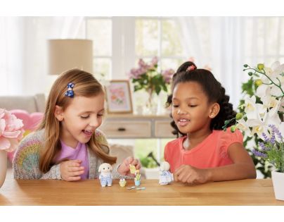Sylvanian Families Květinový set a sourozenci Flora králíků