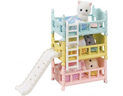 Sylvanian Families Nábytek Třípatrová postel se skluzavkou