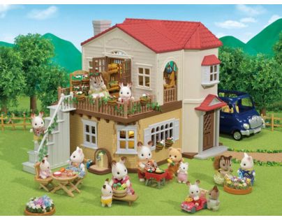 Sylvanian Families Patrový dům s červenou střechou