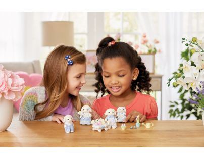 Sylvanian Families Rodina Flora králíci s trojčaty