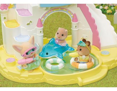 Sylvanian Families Zábava u bazénu Baby Trio