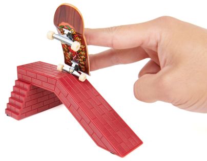 Tech Deck Fingerboard dvojbalení s překážkou Krooked