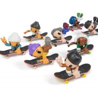 Tech Deck Sk8 Crew fingerboard s figurkou Dvojbalení bílá čepice a šedá sluchátka 6