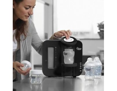 Tomme Tippee Přístroj na přípravu kojeneckého mléka Perfect Prep Black