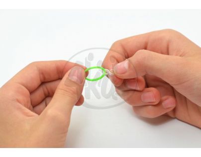 Udělej si svůj náramek 300ks gumiček + náčiní + pletací kelímek v sáčku
