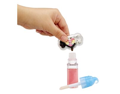 Yummiland Rošťácká panenka s leskem na rty, 6 druhů