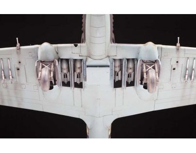 Zvezda Model Kit letadlo 4825 IL-2 Stormovik 1:48
